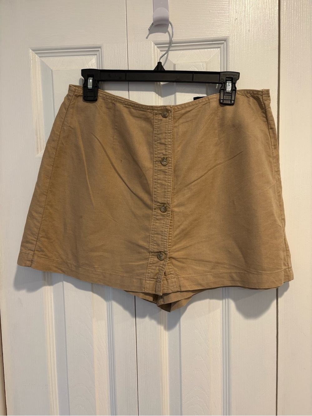 Women’s Button-Front Skort — Tan